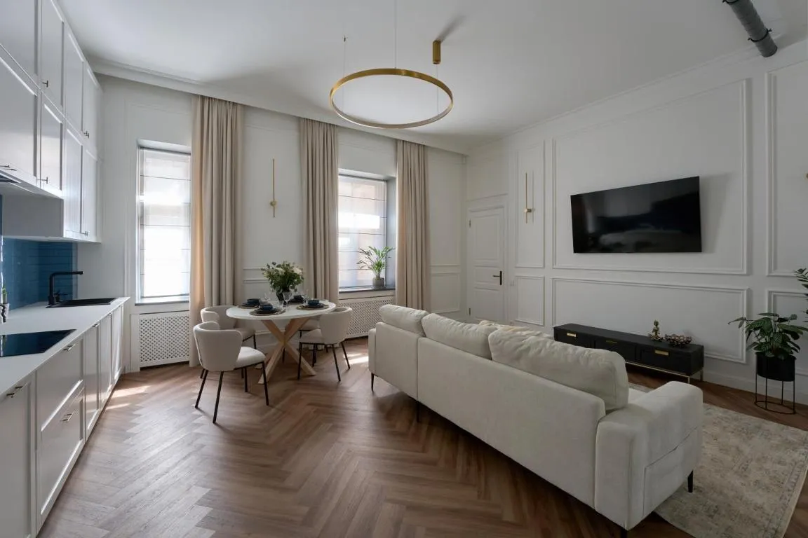Image 1 of Residence Blauman Design